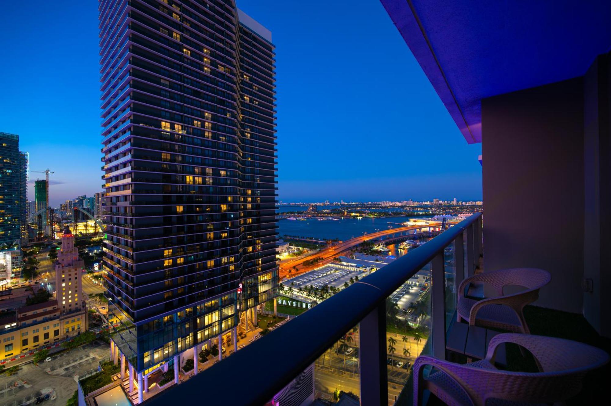 Luxury Loft - Free Parking - Ocean View - Brickell Downtown Appartement Miami Buitenkant foto